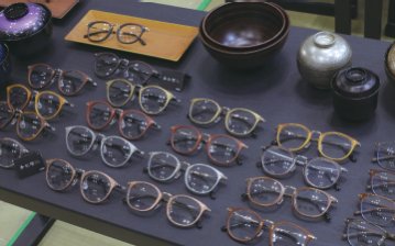 「福井ゾーン」には福井県産の高性能なメガネが集結